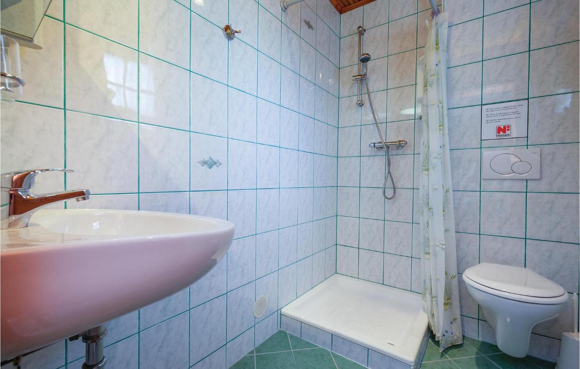 1 Bedroom Cozy Apartment In Crikvenica Exterior foto